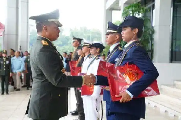 Panglima TNI Lantik 260 Perwira Prajurit Karier Progsus TA 2026