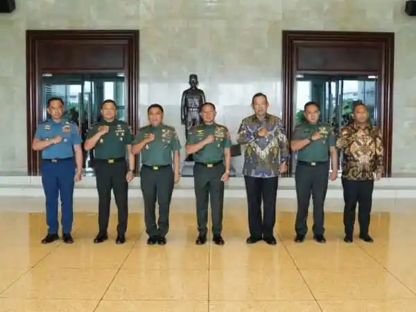 Tingkatkan Diplomasi Militer, Panglima TNI Terima Kunjungan Kerja Dubes LBBP RI Untuk Republik Islam Pakistan