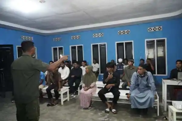 Satgas TMMD Ke-127 Kodim 1514/Morotai Gelar Penyuluhan Bahaya Radikalisme dan Kesehatan di Daruba Pantai