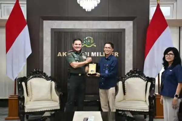 Gubernur Akademi Militer Terima Audiensi Dirut PT LEN Industri (Persero)