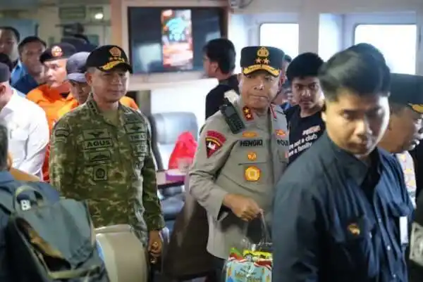 Dukung Kelancaran Mudik, Panglima TNI Bersama Kapolri Tinjau Fasilitas Pelabuhan Merak