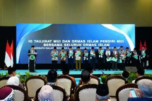 Panglima TNI Hadiri Silaturahmi Nasional Ormas Islam dan Halal Bihalal Idul Fitri 1447 H MUI