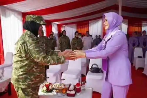 Ketua Umum Dharma Pertiwi Pimpin Kegiatan Bakti Sosial di Bekasi