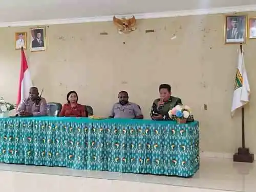 Perkokoh Sinergitas, Danramil Kuala Kencana Hadiri Tatap Muka Bersama Pejabat Distrik