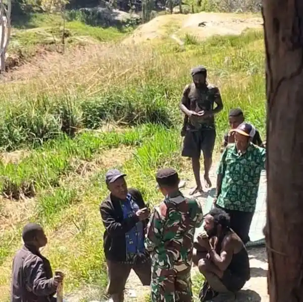 Warga Distrik Kembru Jadi Korban Penembakan TPNPB-OPM, TNI Siaga Berikan Perlindungan dan Bantu Evakuasi