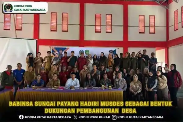 Babinsa Sungai Payang Hadiri Musdes Sebagai Bentuk Dukungan Pembangunan  Desa