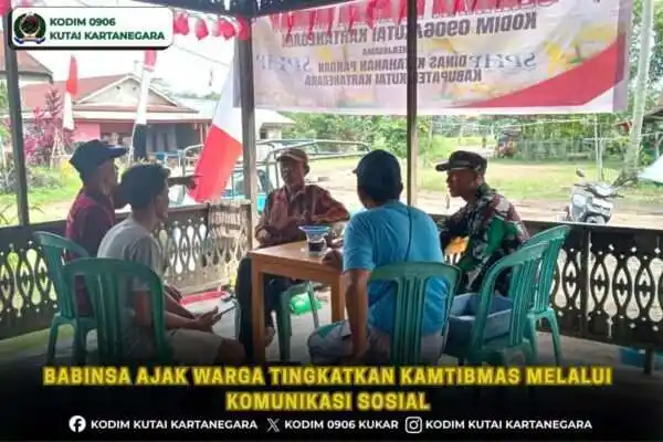 Babinsa Ajak Warga Tingkatkan Kamtibmas melalui Komunikasi Sosial