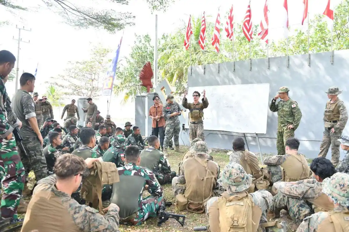 Marfor Berbagi Ilmu Jungle Operation dan Fire Support Team Pada Latgabma SGS 2026