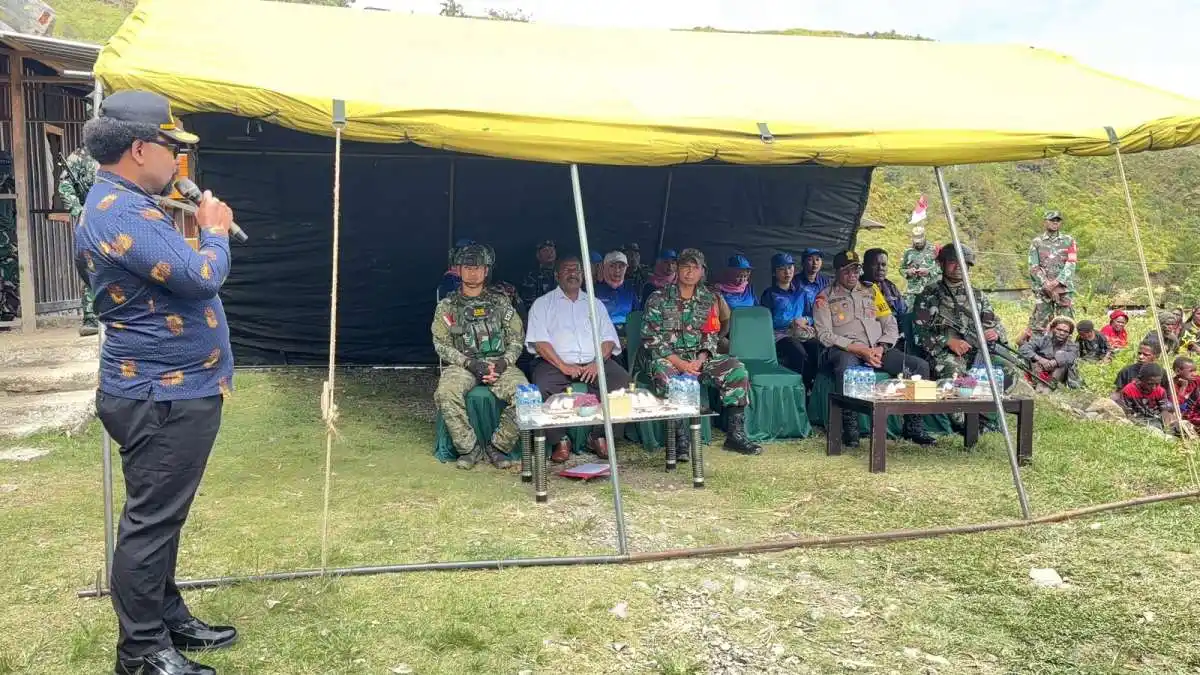 Kodim 1714/Puncak Jaya Gelar Doa Bersama dan Peletakan Batu Pertama Pembangunan Jembatan di Kampung Kulonggame