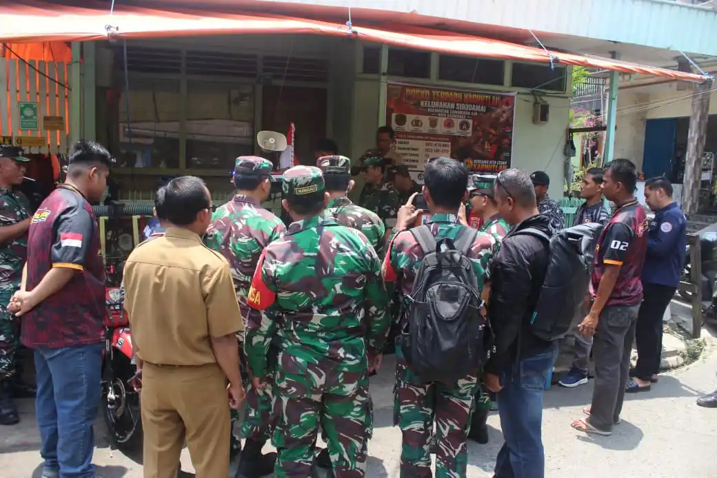 PERKUAT PENCEGAHAN KARHUTLA, TIM MABES TNI BERSAMA PASIS DIKREG KE-56 SESKO TNI KUNJUNGI POSKO SIDODAMAI