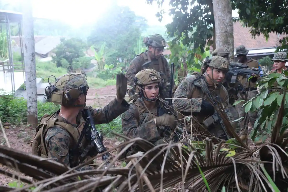 Kewaspadaan dan Komunikasi Terpadu Jadi Kunci Latihan Force on Force SGS MARFOR Lampung 2026