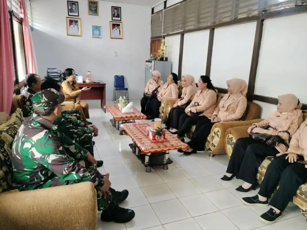 TNI intensifkan Penyuluhan Pencegahan Karhutla di Kabupaten Melawi Kalbar
