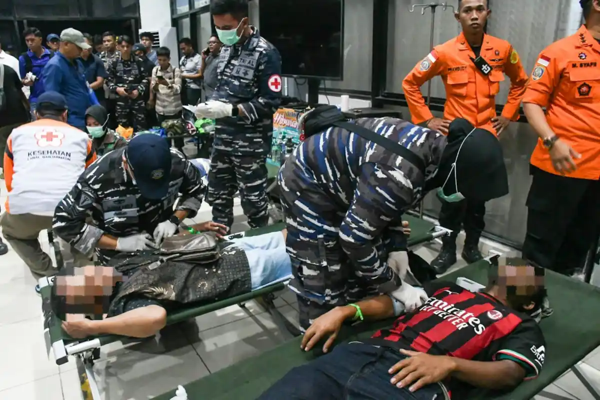 TNI Kerahkan Alutsista dan Pasukan Khusus TNI AL  Intensifkan Pencarian Korban KM Virgo Transport 8