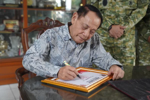 Pesan Jenderal TNI (Purn) Endriartono Sutarto  : TNI Harus Terus Menjadi Pelopor Perjuanngan Bangsa Meraih Kejayaan