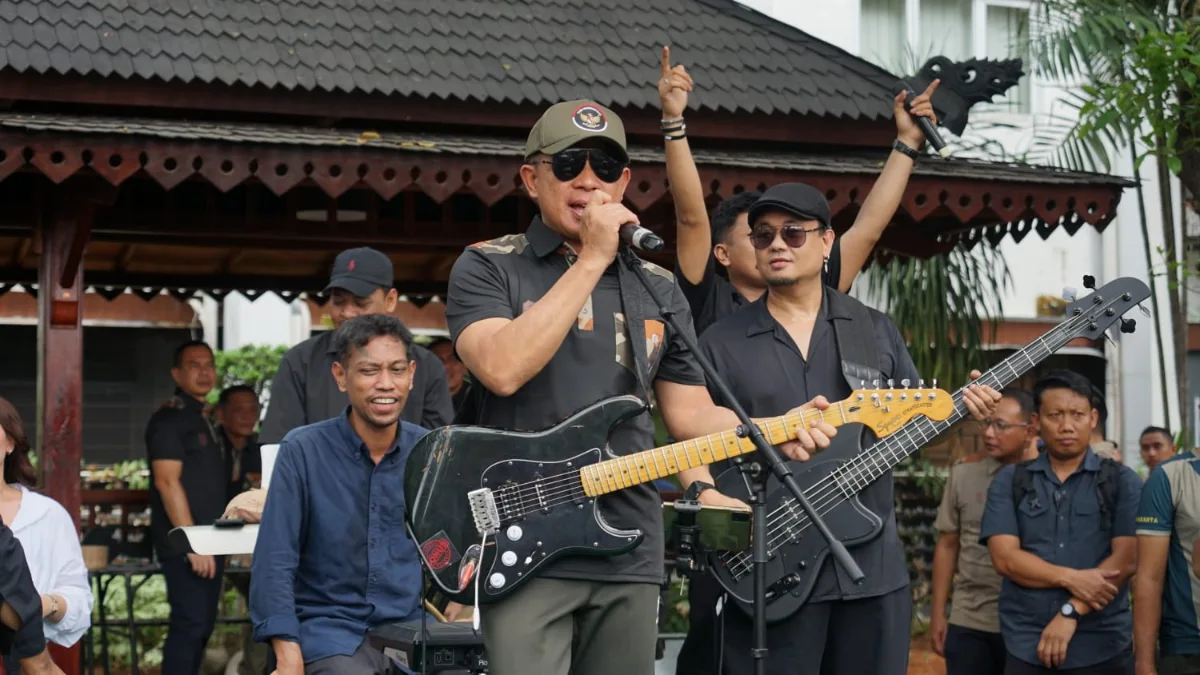 Panglima TNI Hadiri Hit & Eat Kodam Jaya, Perkuat Kebersamaan dengan Masyarakat