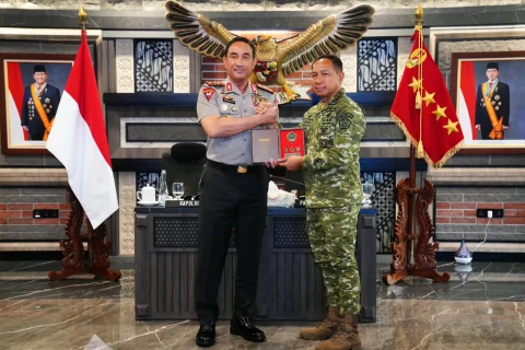 Panglima TNI dan Kapolri Perkuat Soliditas dan Sinergi TNI-Polri