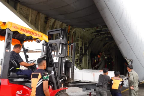 Perkuat OMC di Kalsel, TNI Kirim Pesawat Hercules C-130 Tambahan ke Banjarmasin