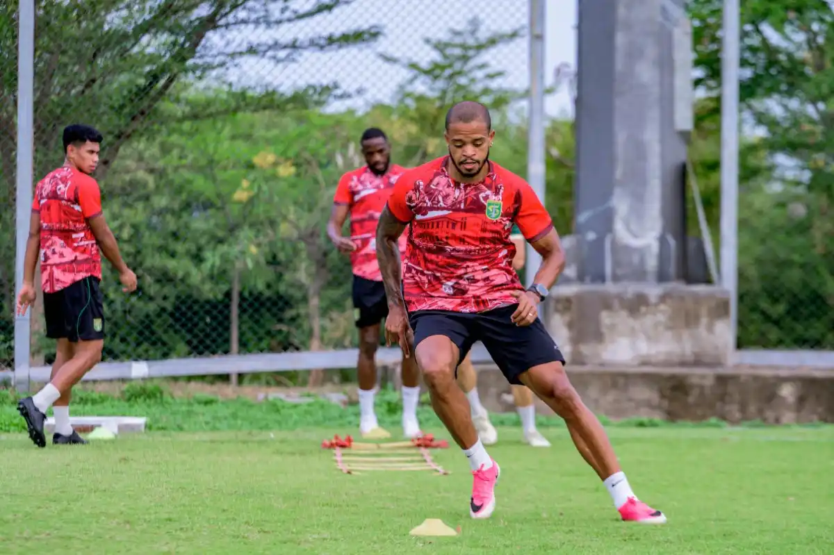 Alex Martins Bidik Kebangkitan Persebaya saat Menjamu Madura United