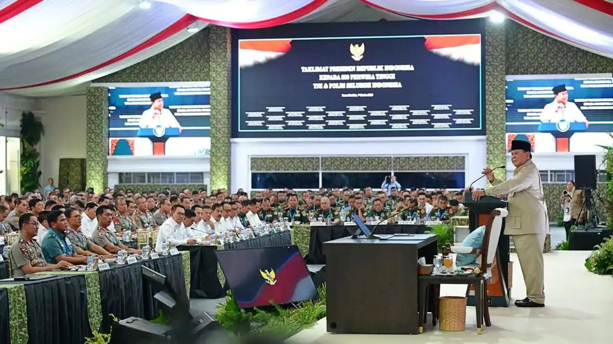 Arahan Prabowo kepada 800 Pati TNI-Polri: Perkuat Sinergi dan Hadapi Perang Hibrida