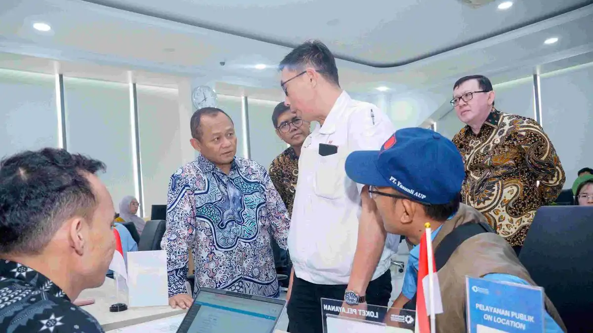 Sarmuji Dorong Penambahan Hari Layanan Publik Kemenperin untuk Pangkas Antrean Industri