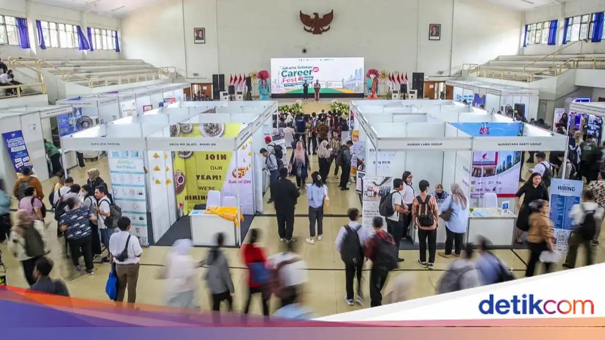 Industri Berteknologi Tinggi, Pertumbuhan Ekonomi Tak Lagi Menyerap Pekerja Sebanyak Dulu
