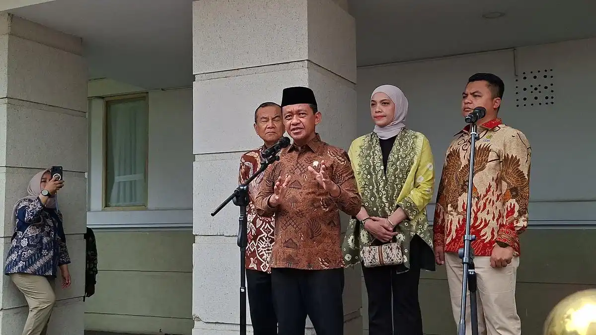 Antrean BBM di Bali: Bahlil Minta Pertamina Percepat Distribusi