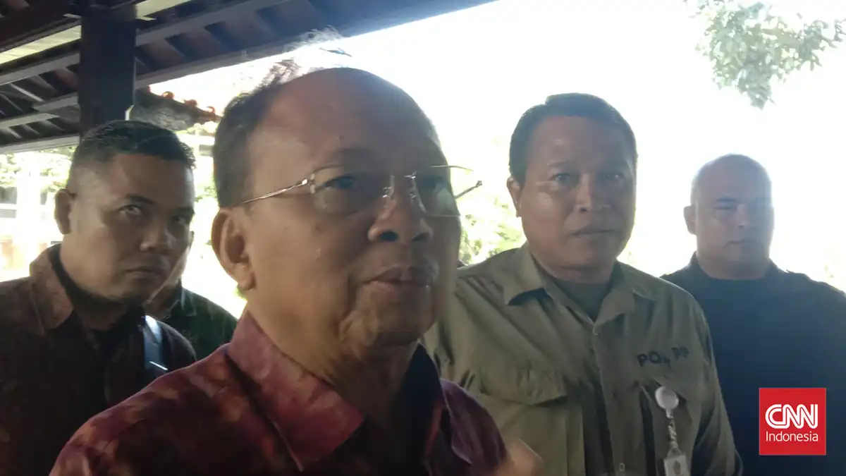 Antrean BBM Bali Picu Perdebatan soal Jam Kerja Operator SPBU