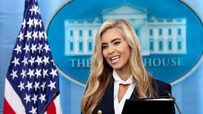 Katie Zacharia Dicopot Setelah Beberapa Hari Menjadi Juru Bicara Trump