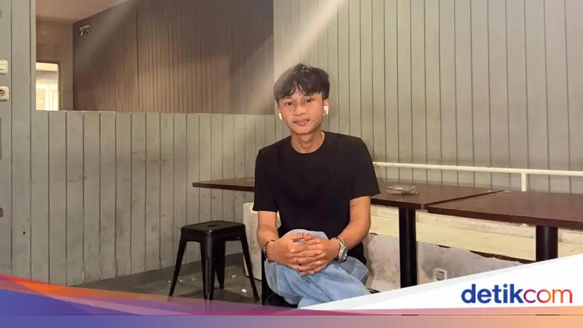 Fajar Sadboy Wujudkan Rumah untuk Ibu di Usia 19 Tahun