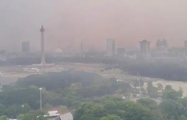 Pergerakan Asap Karhutla Menjauh dari Jabodetabek, Sejumlah Wilayah Jakarta Masih Berudara Tidak Sehat
