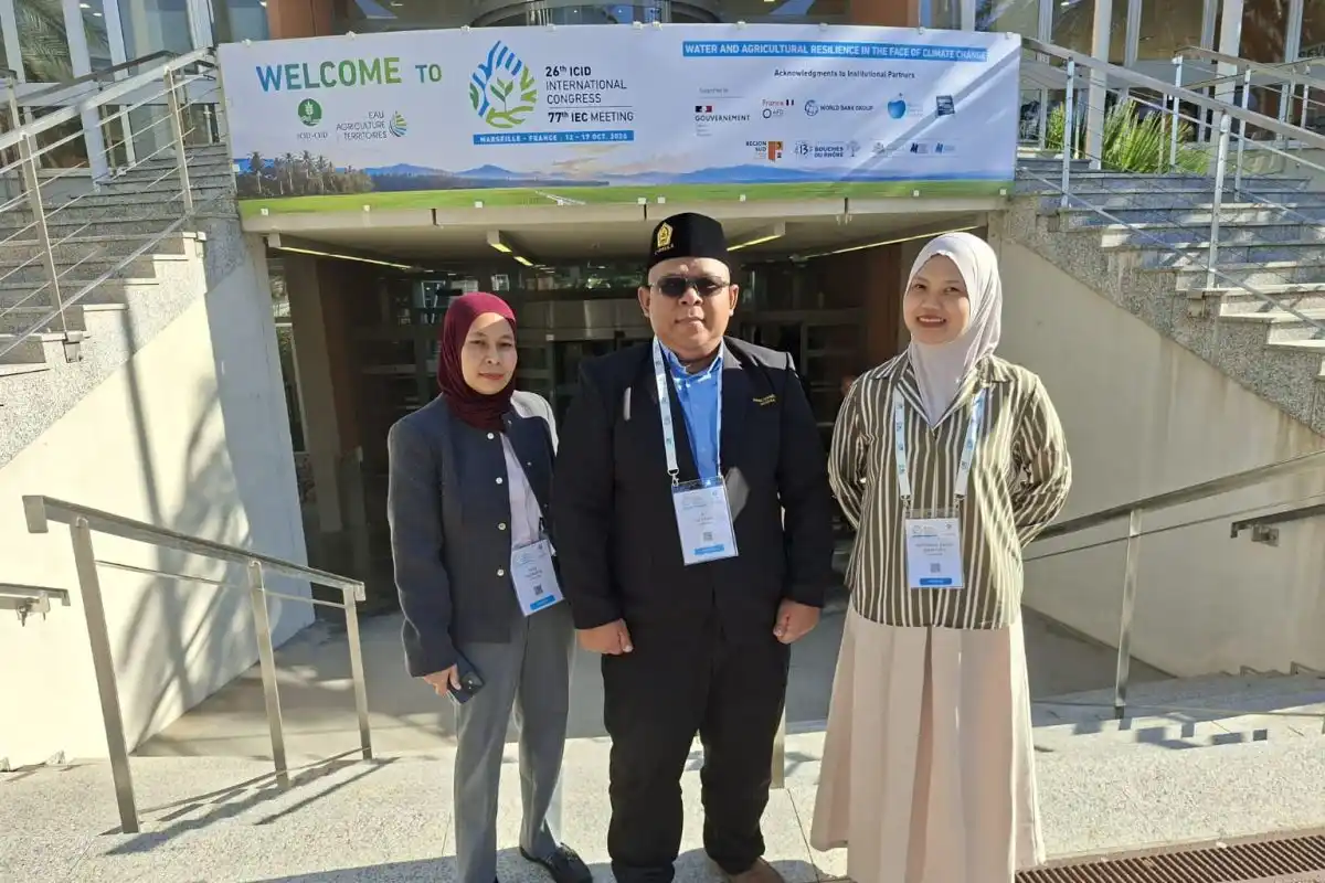 Riset AI Unissula untuk Pengelolaan Air Dipresentasikan di Kongres ICID Prancis