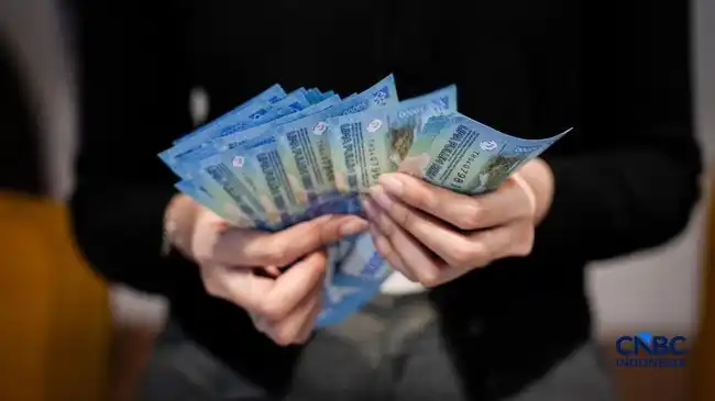 Penukaran Valas di Jakarta Ramai, Warga Lepas Dolar Brunei saat Kurs Menguat