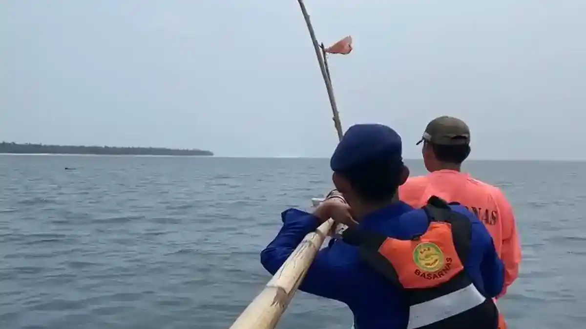 Pencarian Nelayan Hilang di Perairan Labuhan Jukung Berlanjut