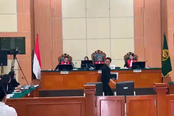 Protes Kuasa Hukum Dokter Tifa Warnai Pemeriksaan Saksi Dian Sandi