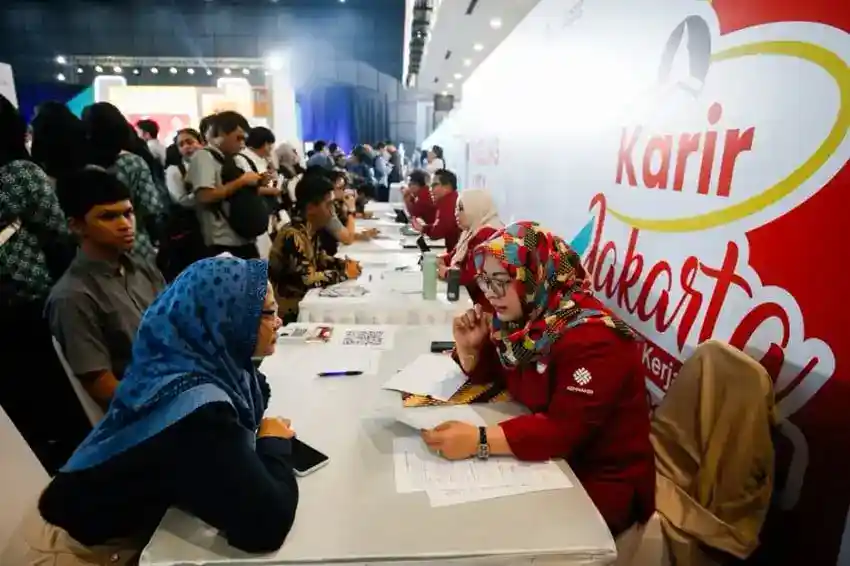 Ribuan Warga Jakarta Berburu Peluang Kerja di Karir Jakarta 2026