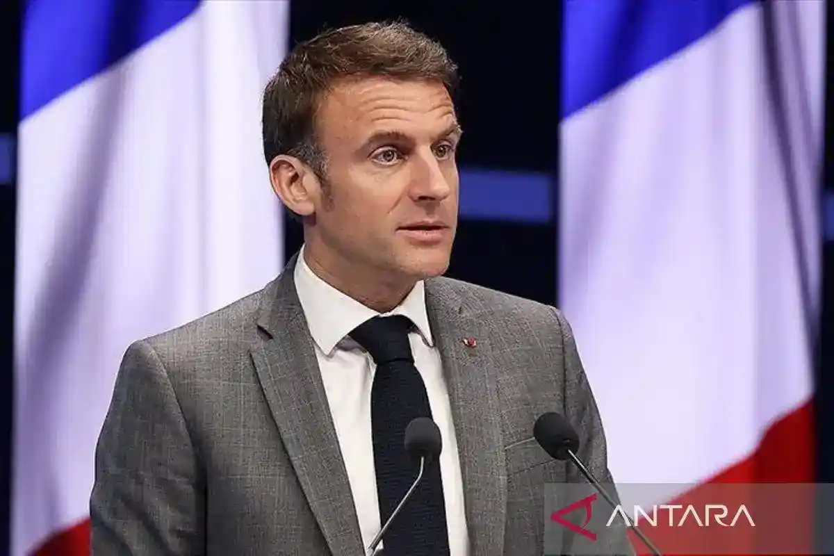 Macron Pilih Belum Tetapkan Keadaan Darurat di Tengah Kerusuhan Prancis