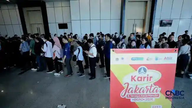 Job Fair Smesco Diserbu Pencari Kerja, Tawarkan 12 Ribu Posisi