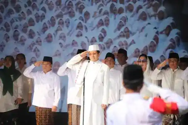 Pesan Menag pada Hari Santri: Pengabdian Kini Diperkuat Ilmu dan Inovasi
