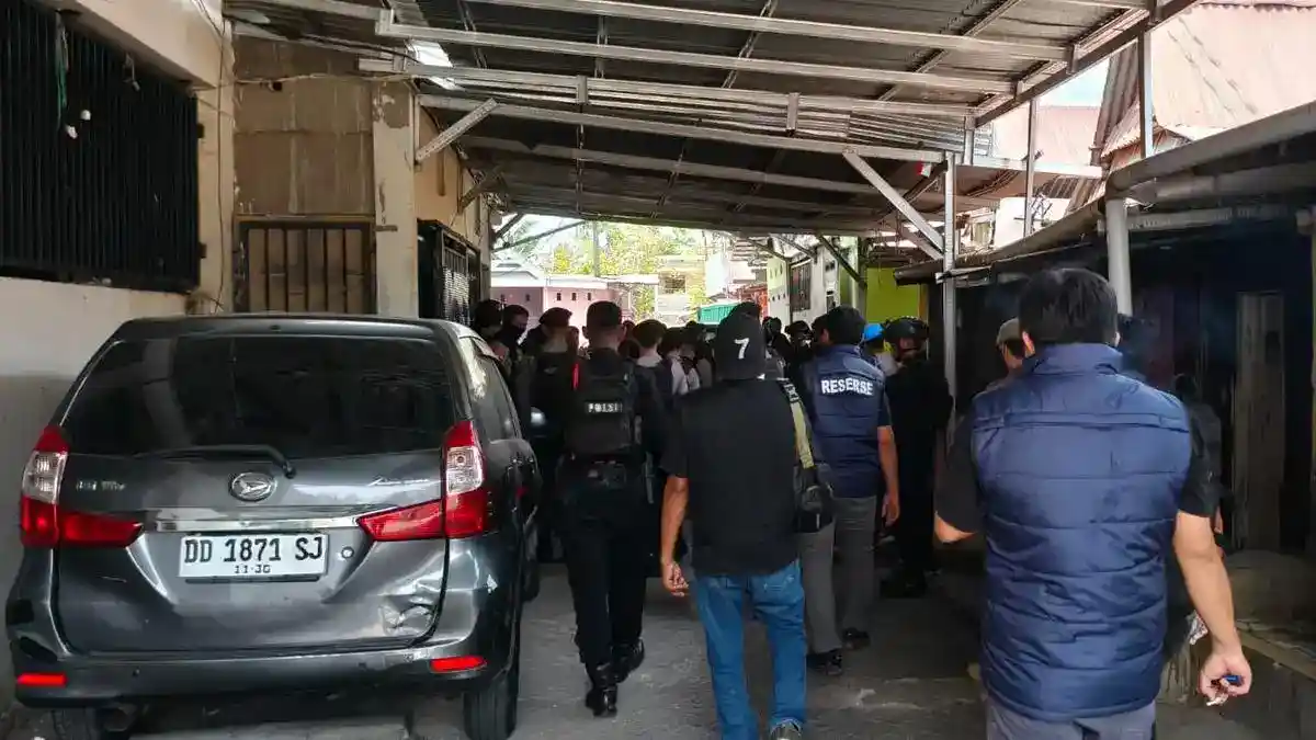 Penggerebekan di Jongaya Amankan 27 Orang, Polisi Dalami Peran Mereka