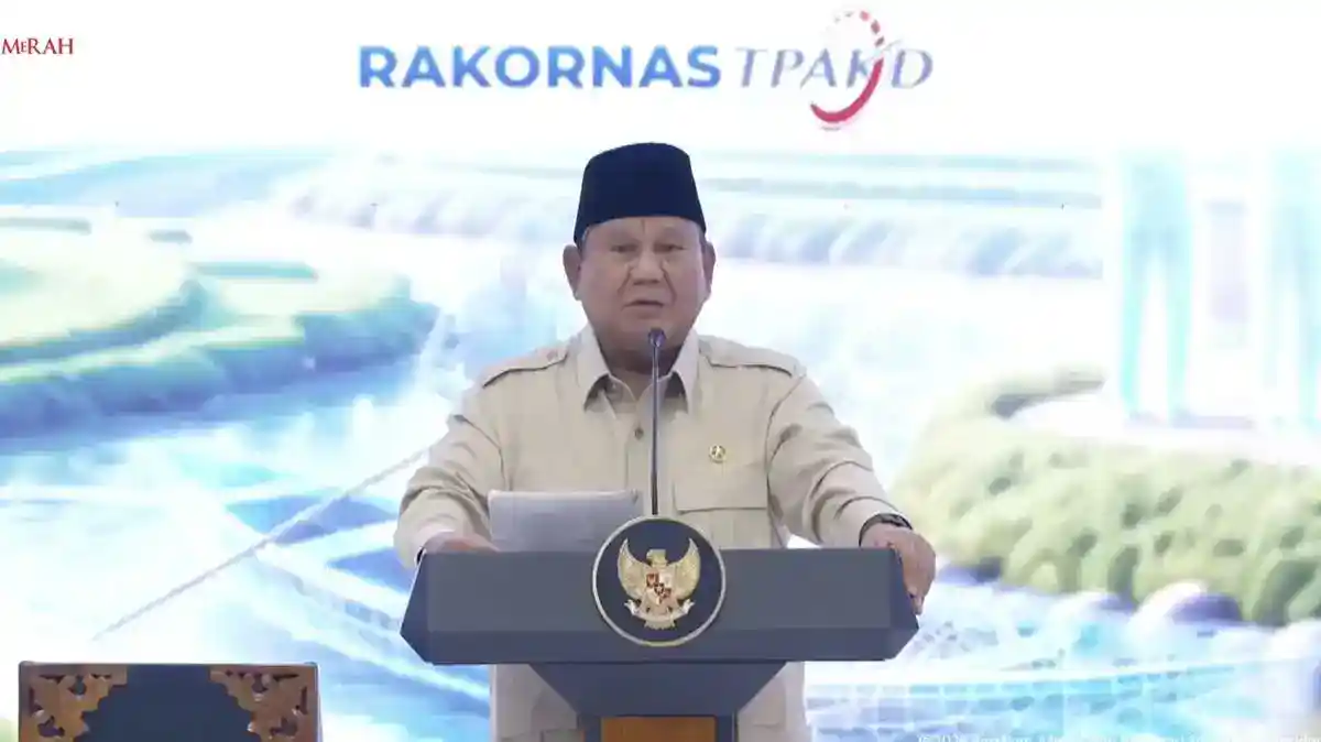 Prabowo Menanyakan KDM saat Menyapa Kepala Daerah di Rakornas TPAKD