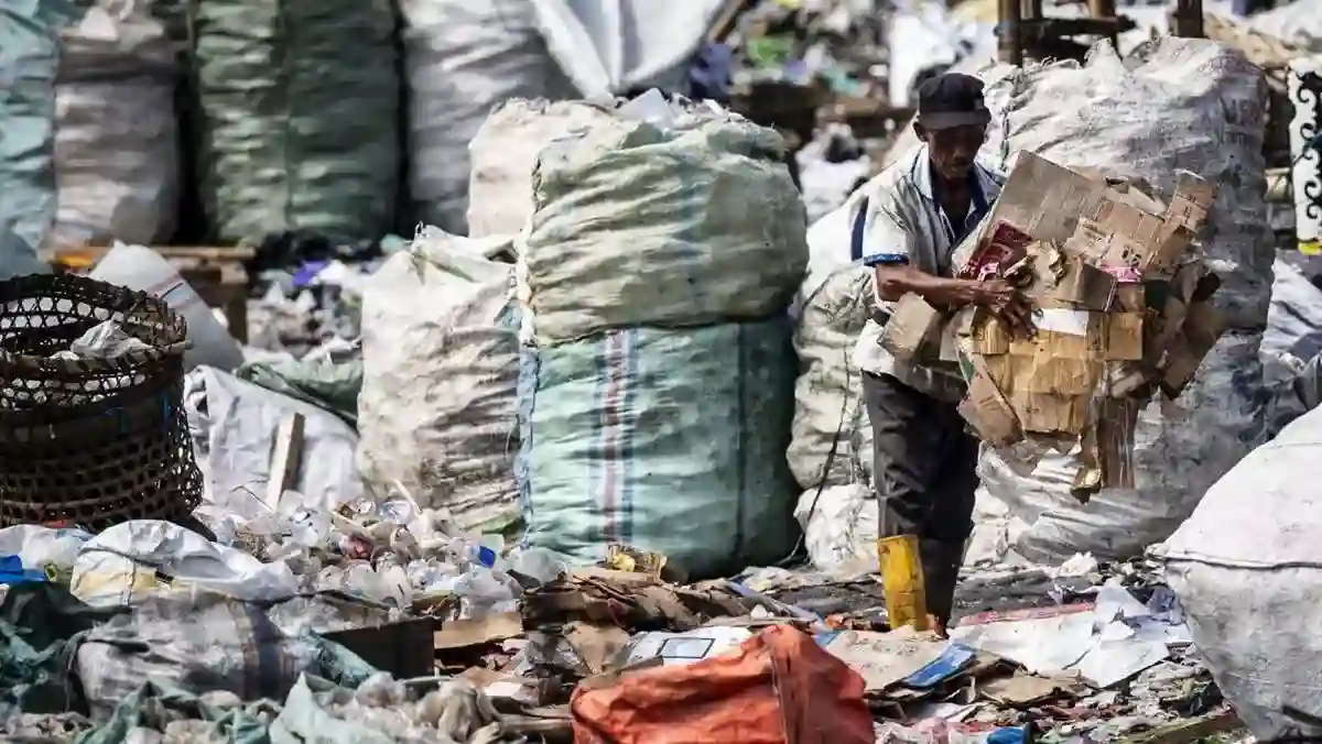 Target Danantara: Fasilitas Pengolahan Sampah Jadi Energi di 15–17 Kota pada 2029