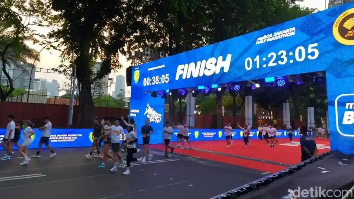 Respons Pelari soal Cuaca Jakarta Running Festival 2026