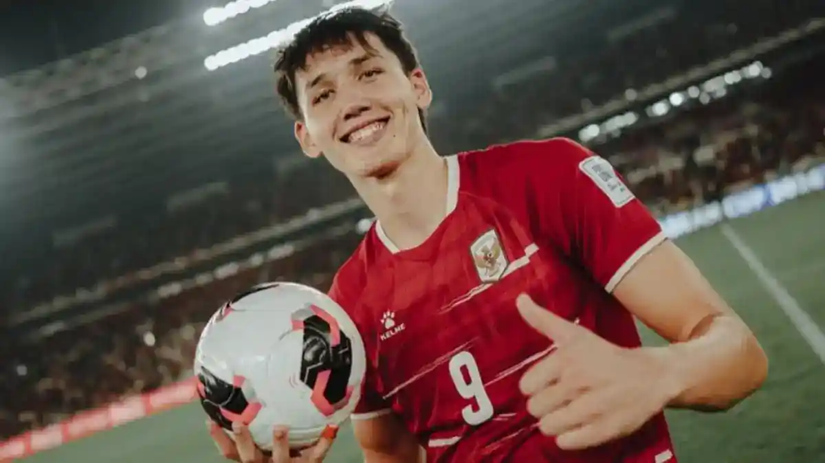 Mitchell Baker Masuk Dua Besar Pemain Terbaik Paruh Musim, Timnas Indonesia Jadi Sorotan