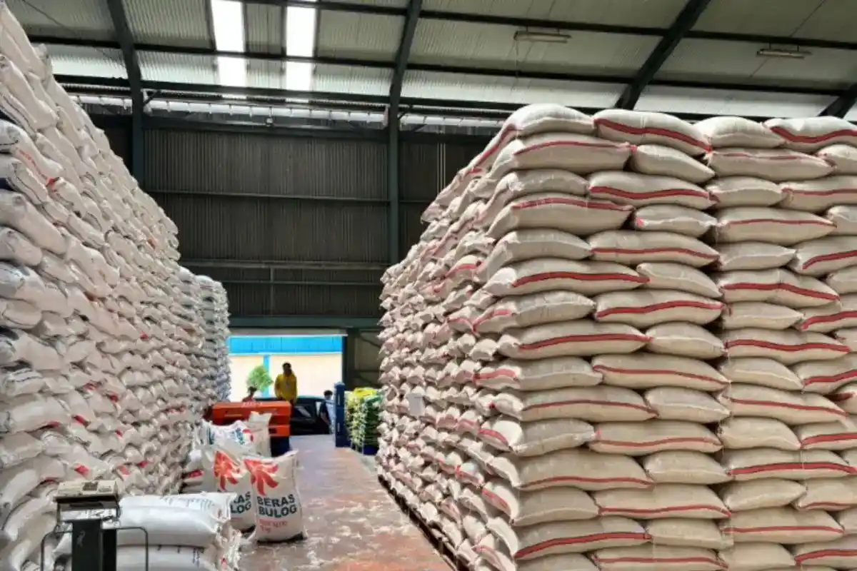 Stok Beras Bulog di Jawa Barat Diklaim Cukup hingga Panen Raya 2027