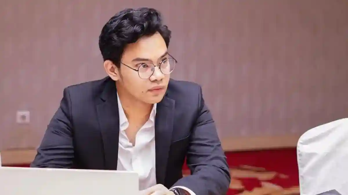Alasan Insanul Fahmi Belum Mengambil Akta Cerai dari Wardatina Mawa