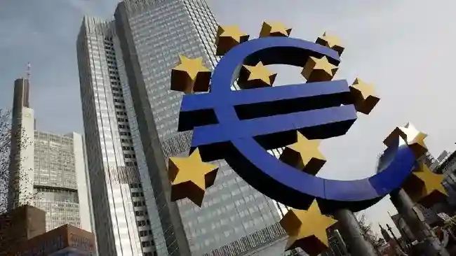 Saat Pasar Bergejolak, Yen dan Franc Swiss Menarik Minat Investor