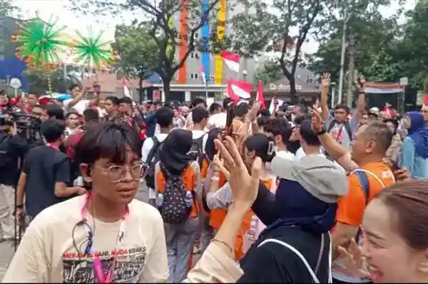 Napak Tilas Merah Muda Fest, 500 Pemuda Sampaikan Tuntutan