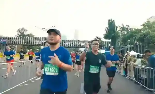 Yasha Chatab Menelusuri Perubahan Budaya Lari lewat Buku Barunya