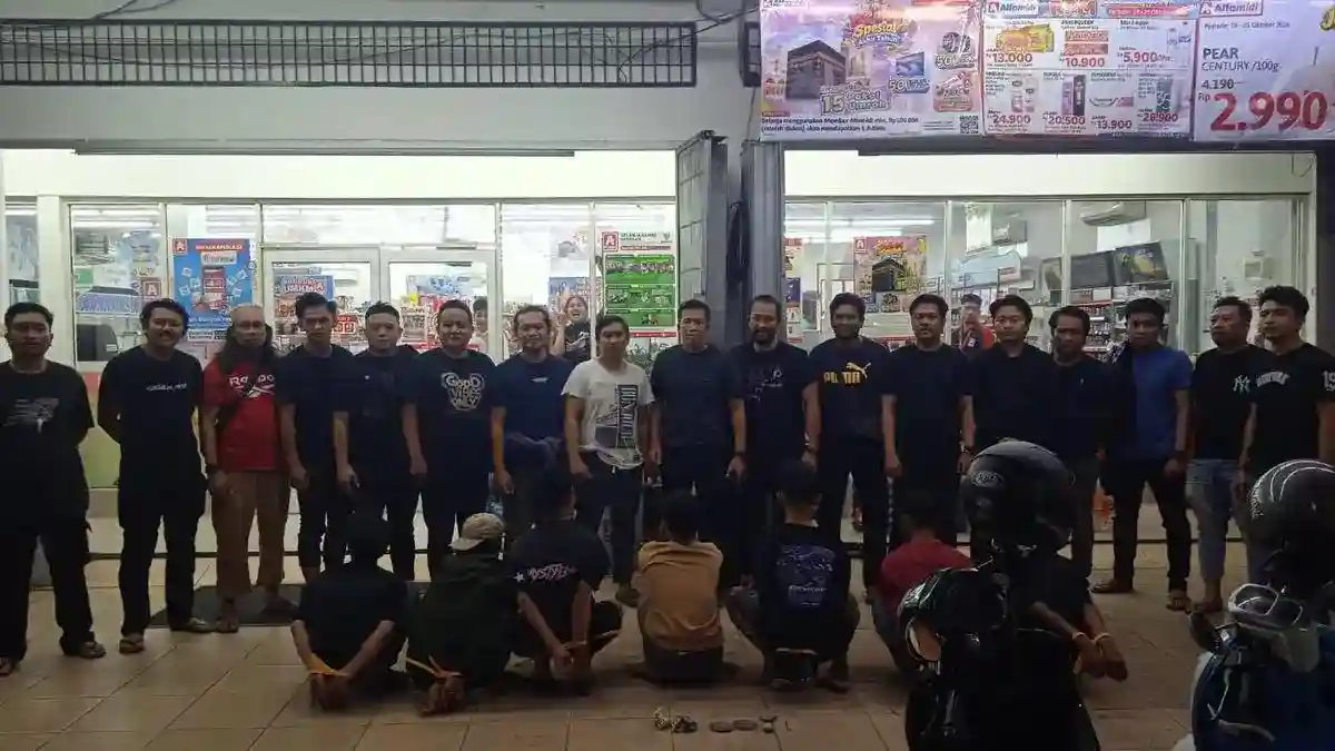 Tujuh Pemuda Diamankan Usai Anggota TNI AU Terluka Dibusur di Makassar
