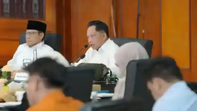 Tito Dorong Bansos dan Operasi Pasar untuk Jaga Harga Jelang Nataru